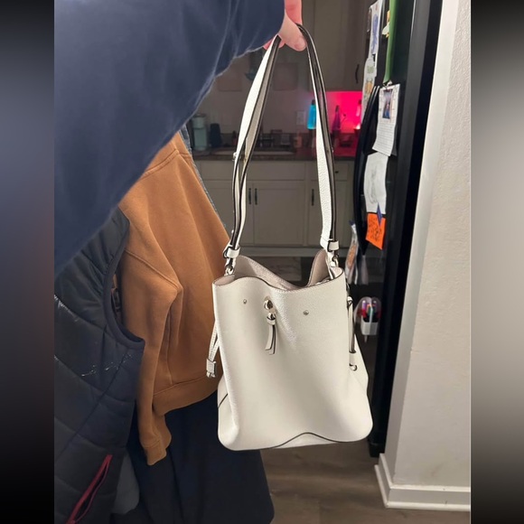 Kate Spade Cream Shoulder Bag - Picture 4 of 10